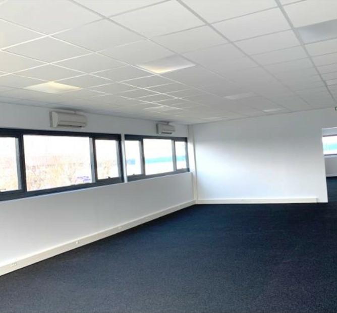 Local d'activité Bonneuil-sur-Marne 1602m² Location local d'activité Bonneuil-sur-Marne Val-de-Marne OLACT2206762 5